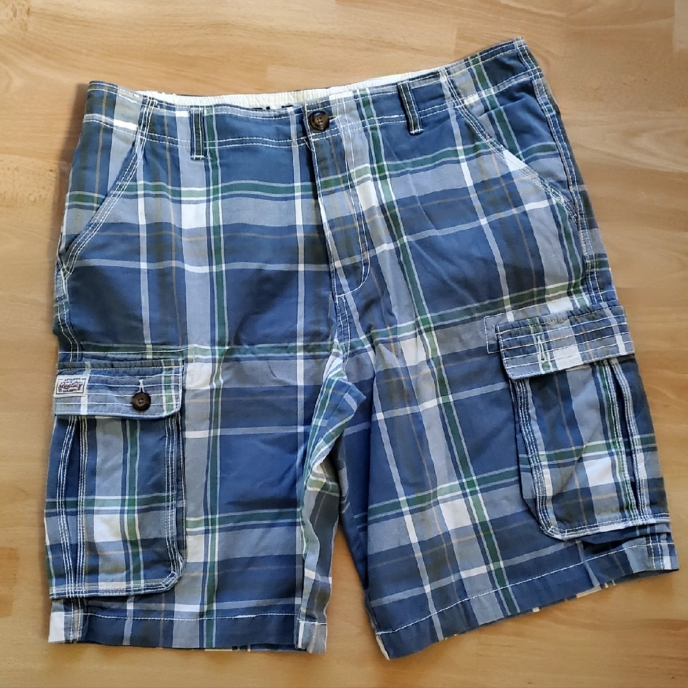Men's Old Navy blue plaid utility COTTON cargo shorts in Size 34